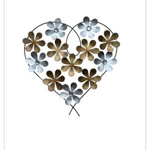 Heart-Shaped Metal Wall Art Decor